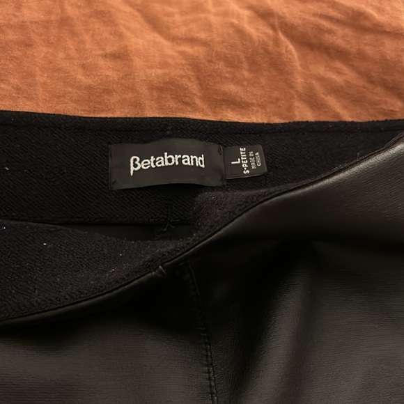 Beta Brand Vegan Leather Pants - Picture 3 of 4